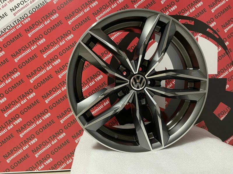 Cerchi Golf 5 6 7 8 scirocco t-rock 17 pollici rs6