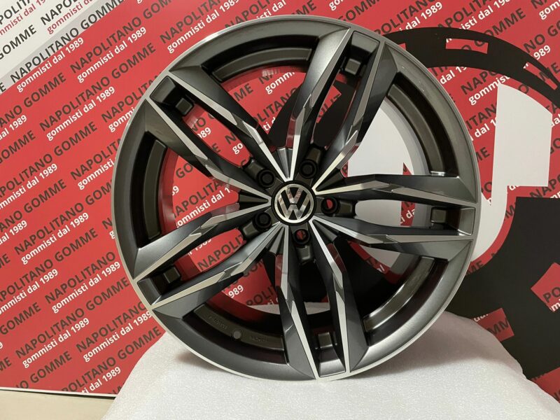 Cerchi Golf 5 6 7 8 scirocco t-rock 18 pollici rs6