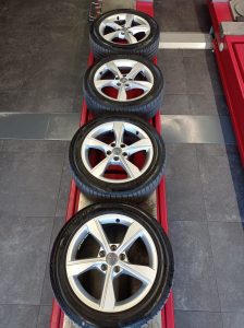 Cerchi e pneumatici Audi A4 17 pollici