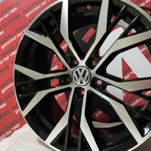Cerchi Golf 5 6 7 7,5 8 gtd gti 18 pollici Santiago - immagine 3