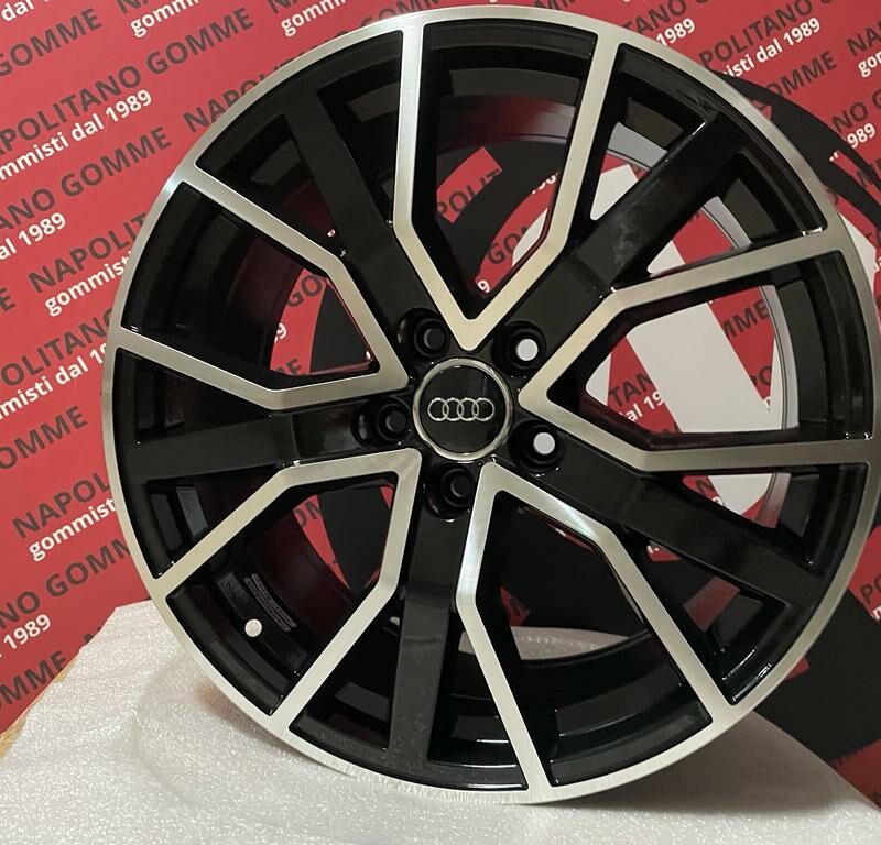 Cerchi Audi A3 A4 A6 Q2 Q3 TT RS 18 pollici (1)