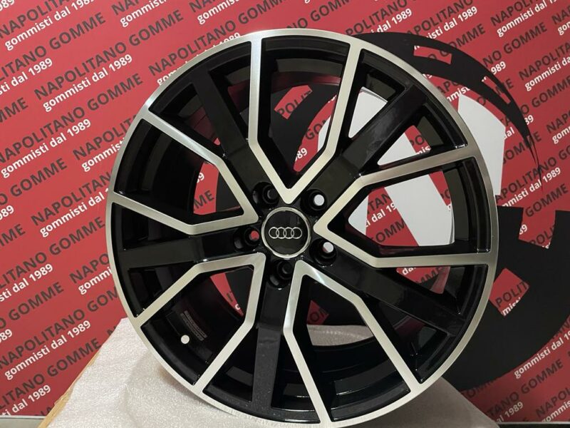 Cerchi Audi A3 A4 A6 Q2 Q3 TT RS 18 pollici (3)