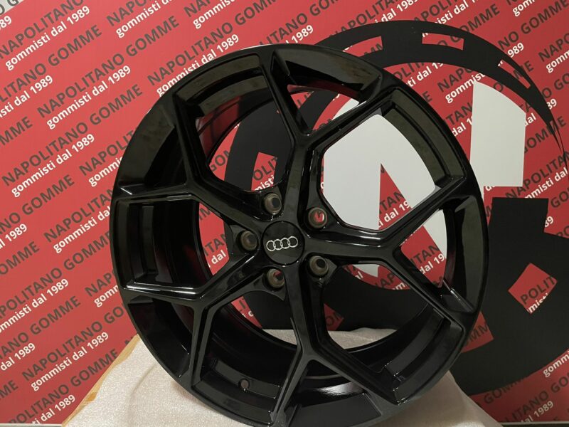 Cerchi Audi A3 S3 Rs3 8p 8v 8y 18 pollici rs6 performance nuovo (1)
