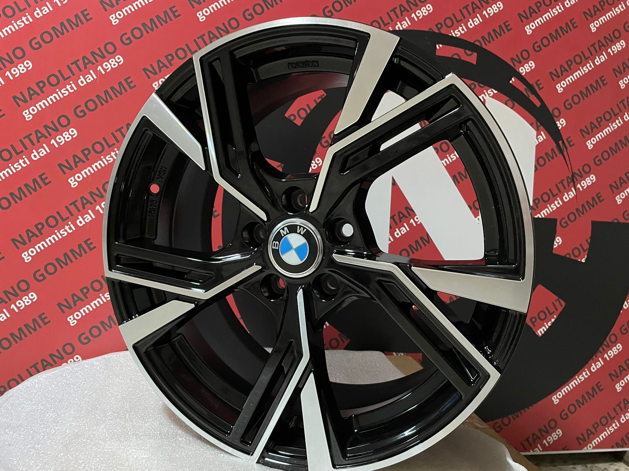 Cerchi Bmw serie 1 f40 f52 18 pollici rs6 (4)