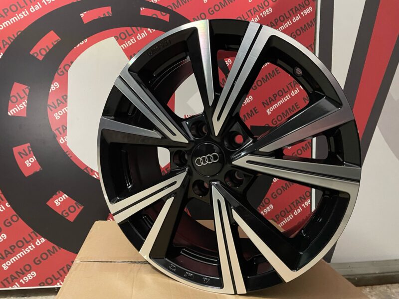 Cerchi Audi A3 A4 A6 Q2 Q3 Q5 TT 17 pollici mak qvarz(3)