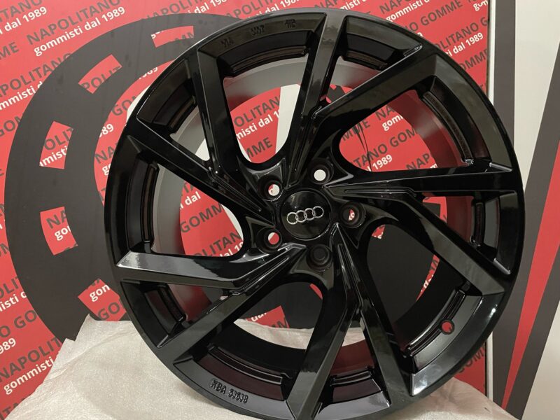 Cerchi Audi VW A3 A4 A6 Q2 Q3 Q5 TT 18 pollici kassel nero lucido (3)