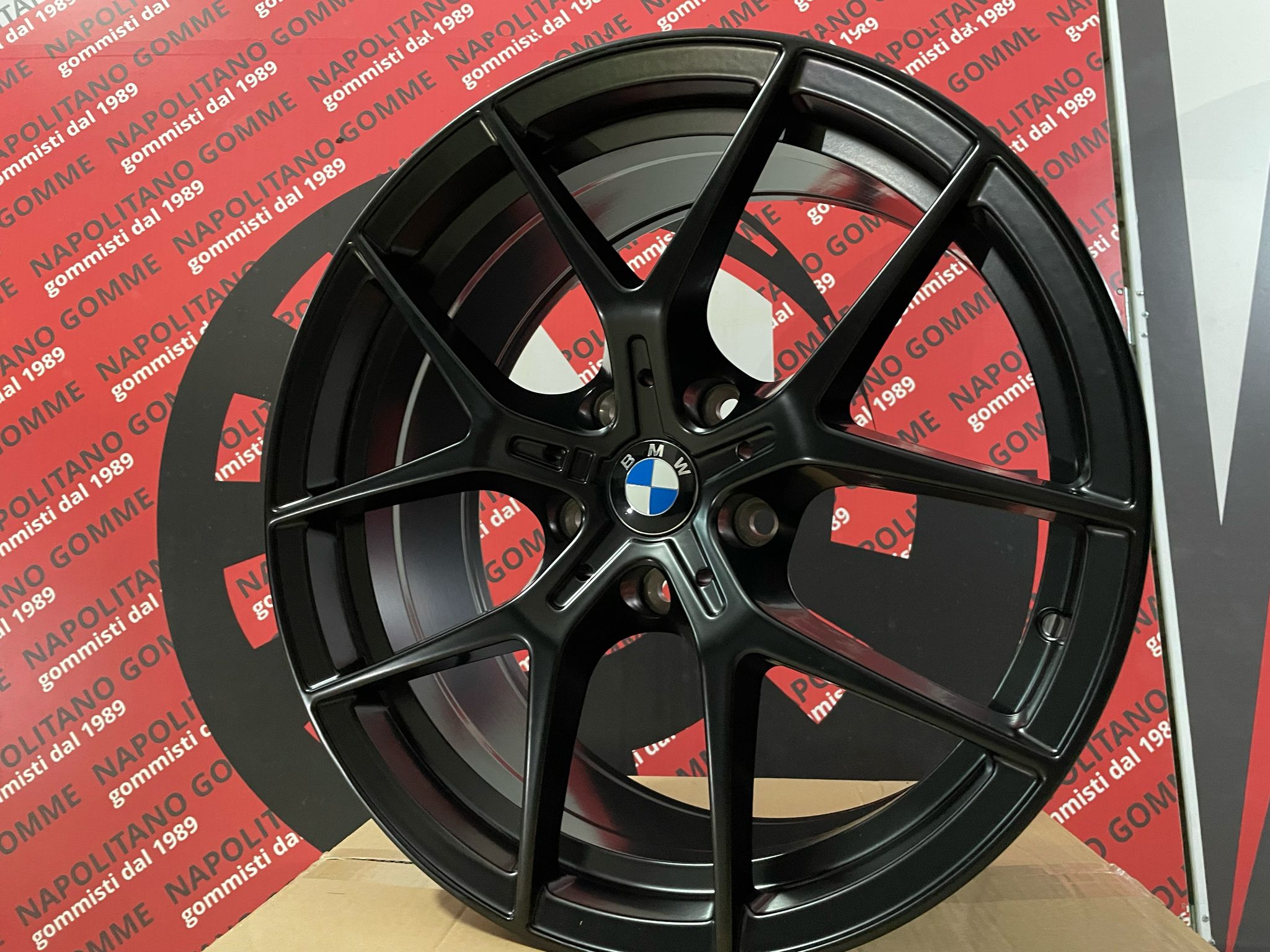 Cerchi Bmw serie 3 e90 e91 e92 e93 f30 f31 18 pollici (2)