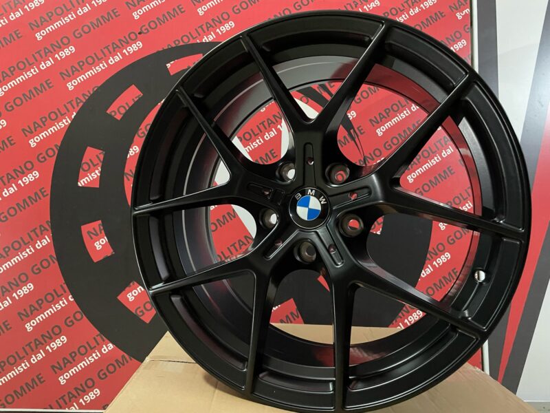 Cerchi Bmw serie 3 e90 e91 e92 e93 f30 f31 18 pollici (3)
