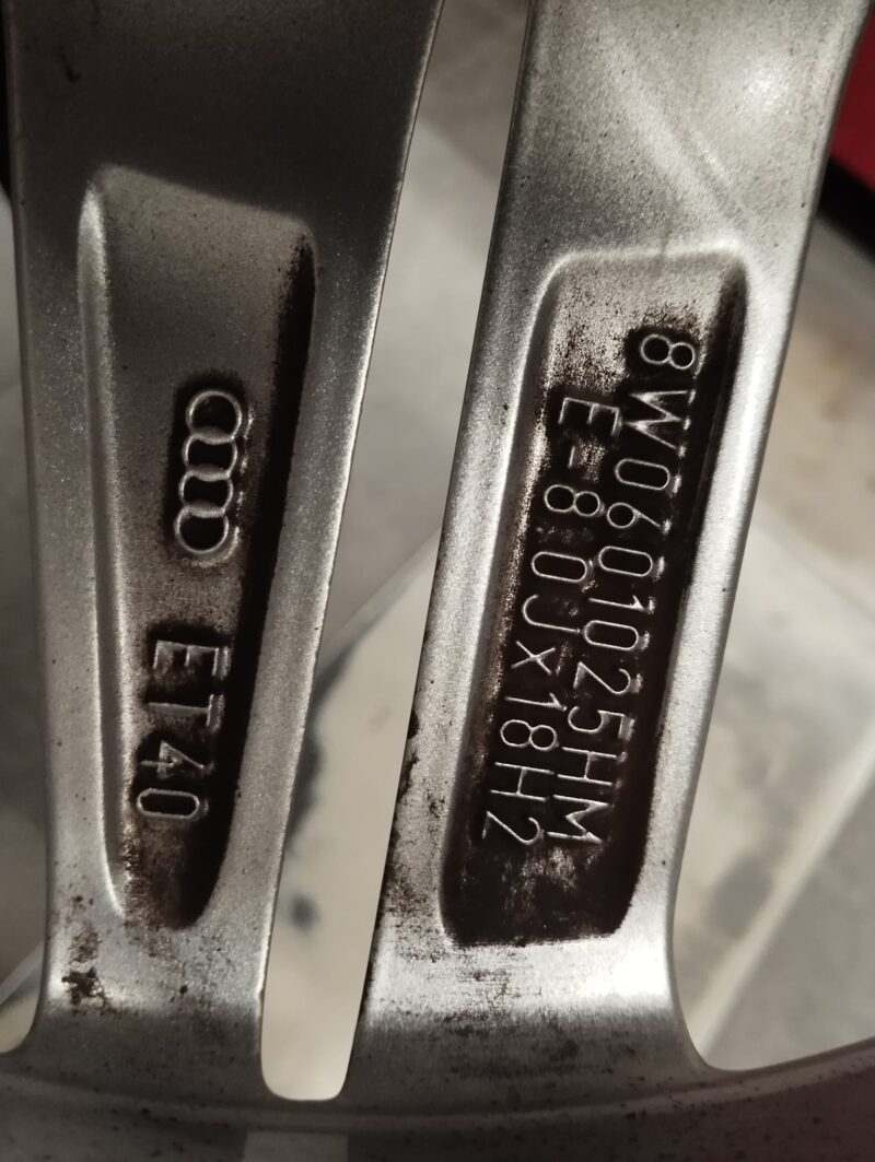 Cerchi Audi A3 A4 A6 Q2 Q3 Q5 TT 18 pollici usati - immagine 4