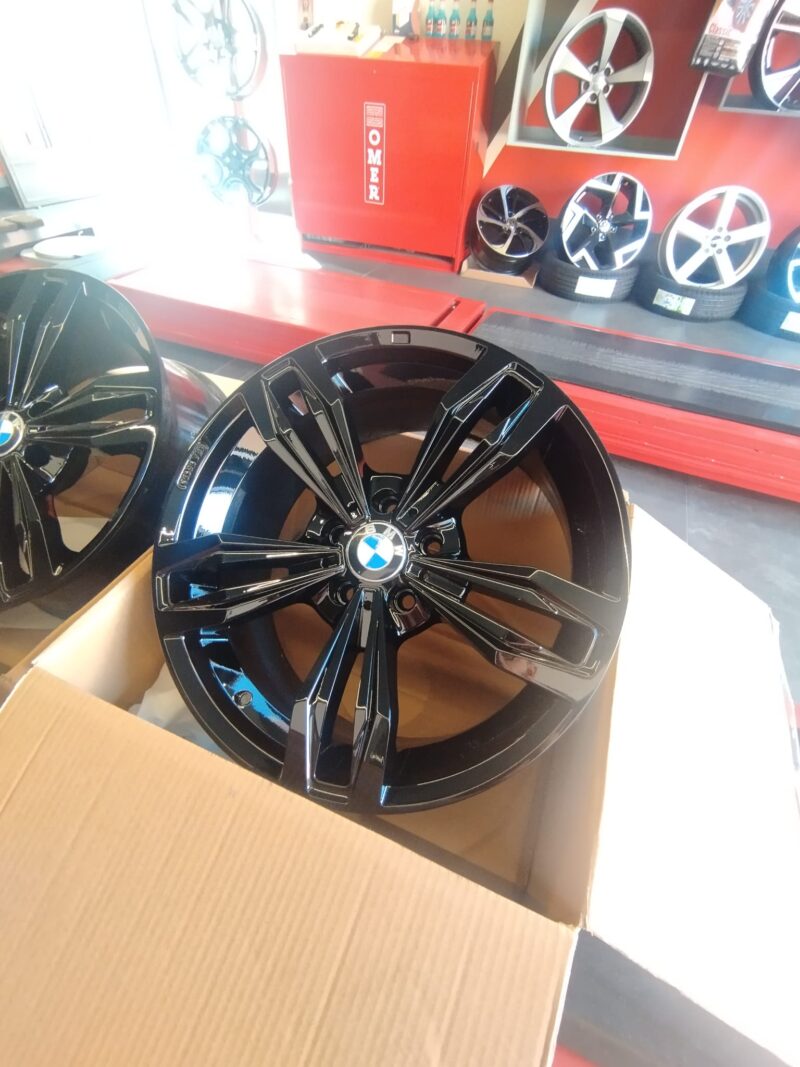 Cerchi Bmw serie 3 4 5 6 x1 x3 x4 19 pollici usati - immagine 8