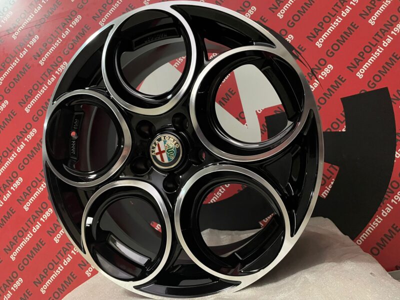 Cerchi Alfa Romeo Giulietta Stelvio Brema 159 18 pollici veloce nero lucido (5)