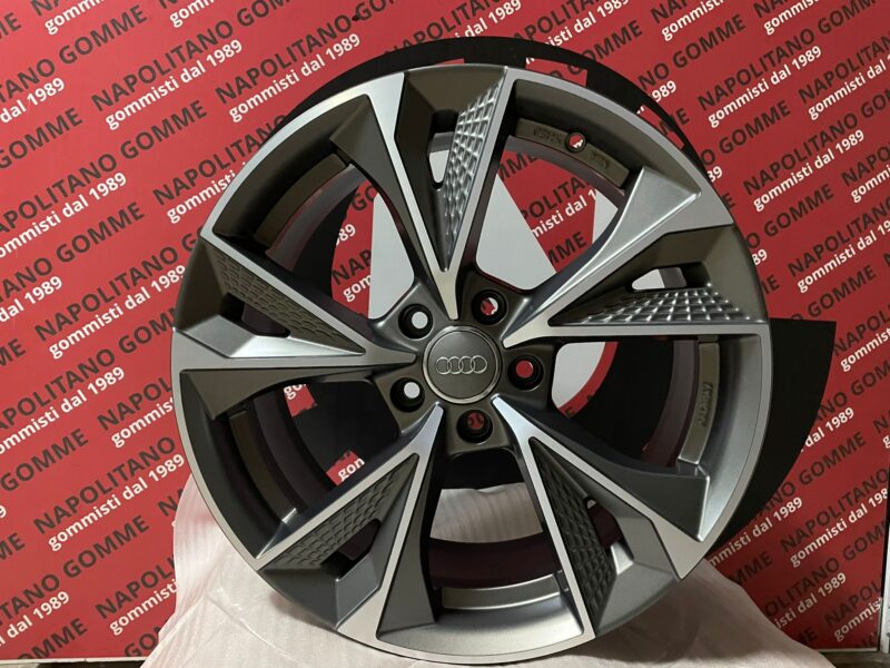 Cerchi Audi A4 A5 A6 Q2 Q3 Q5 TT 19 pollici rs7 (5)