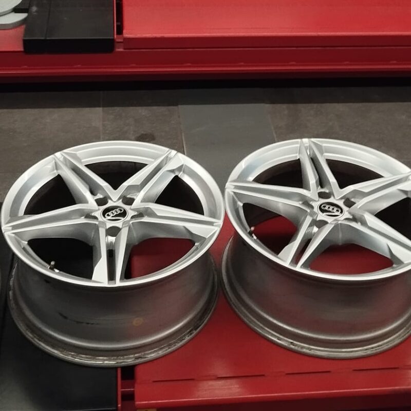 Cerchi Audi A3 A4 A6 Q2 Q3 Q5 TT 18 pollici usati