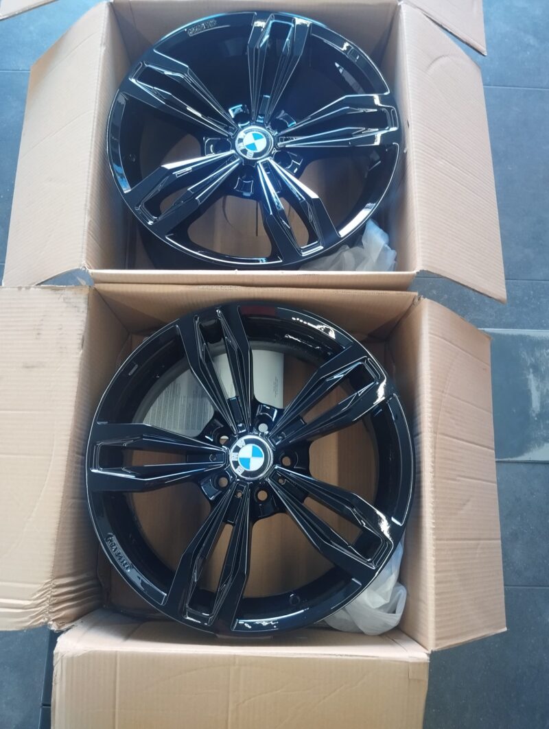 Cerchi Bmw serie 3 4 5 6 x1 x3 x4 19 pollici usati - immagine 3