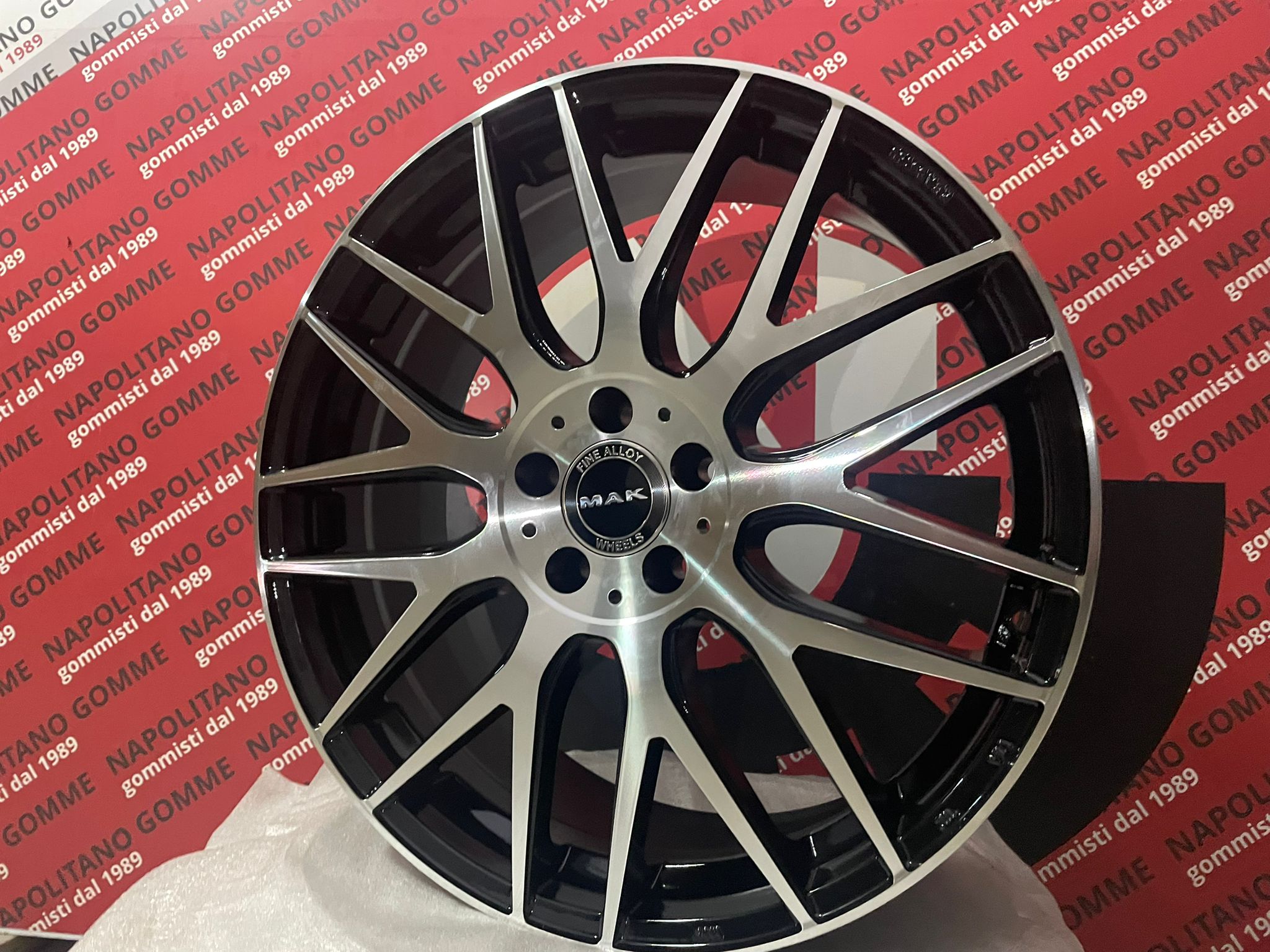 Cerchi Audi A4 A6 Q5 TT 20 pollici mak arrow (3)
