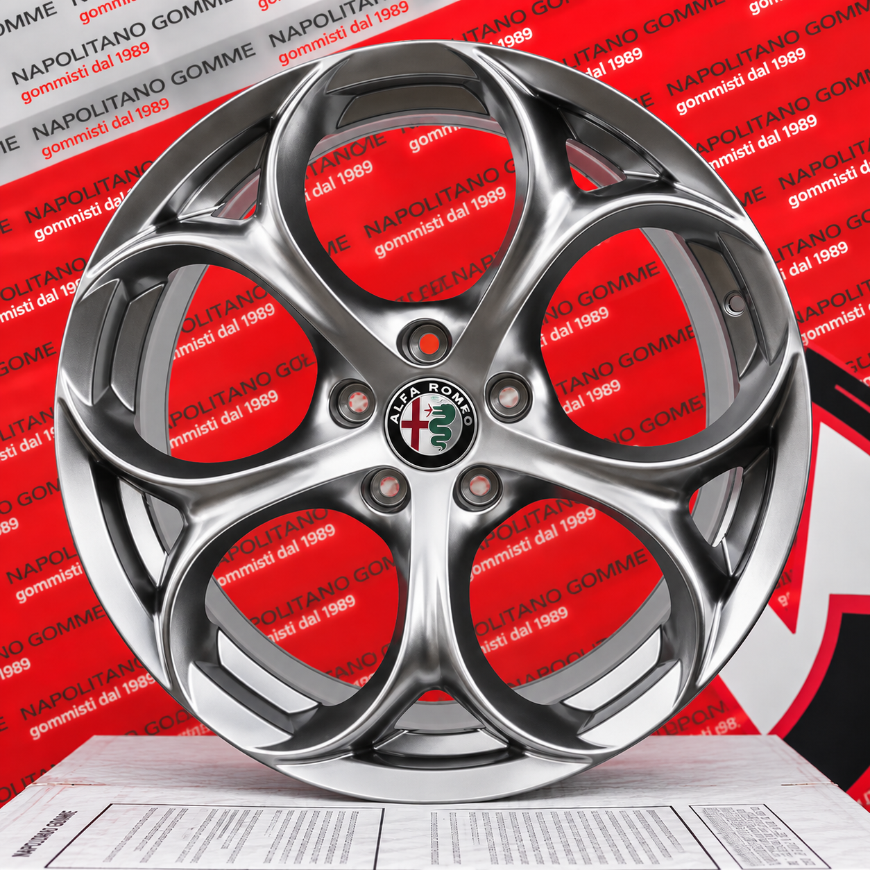 cerchi in lega compatibili per alfa romeo giulietta stelvio e giulia da 18 pollici colorazione silver