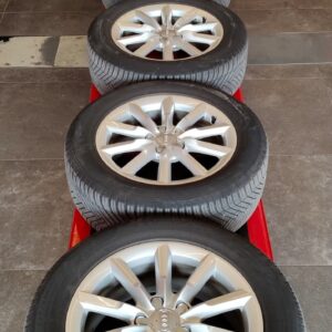 Cerchi e pneumatici Audi Q3 17 pollici usati invernali