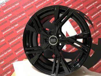 Cerchi in lega compatibili per audi a4 da 18 pollici modello rs6 sport nero lucido