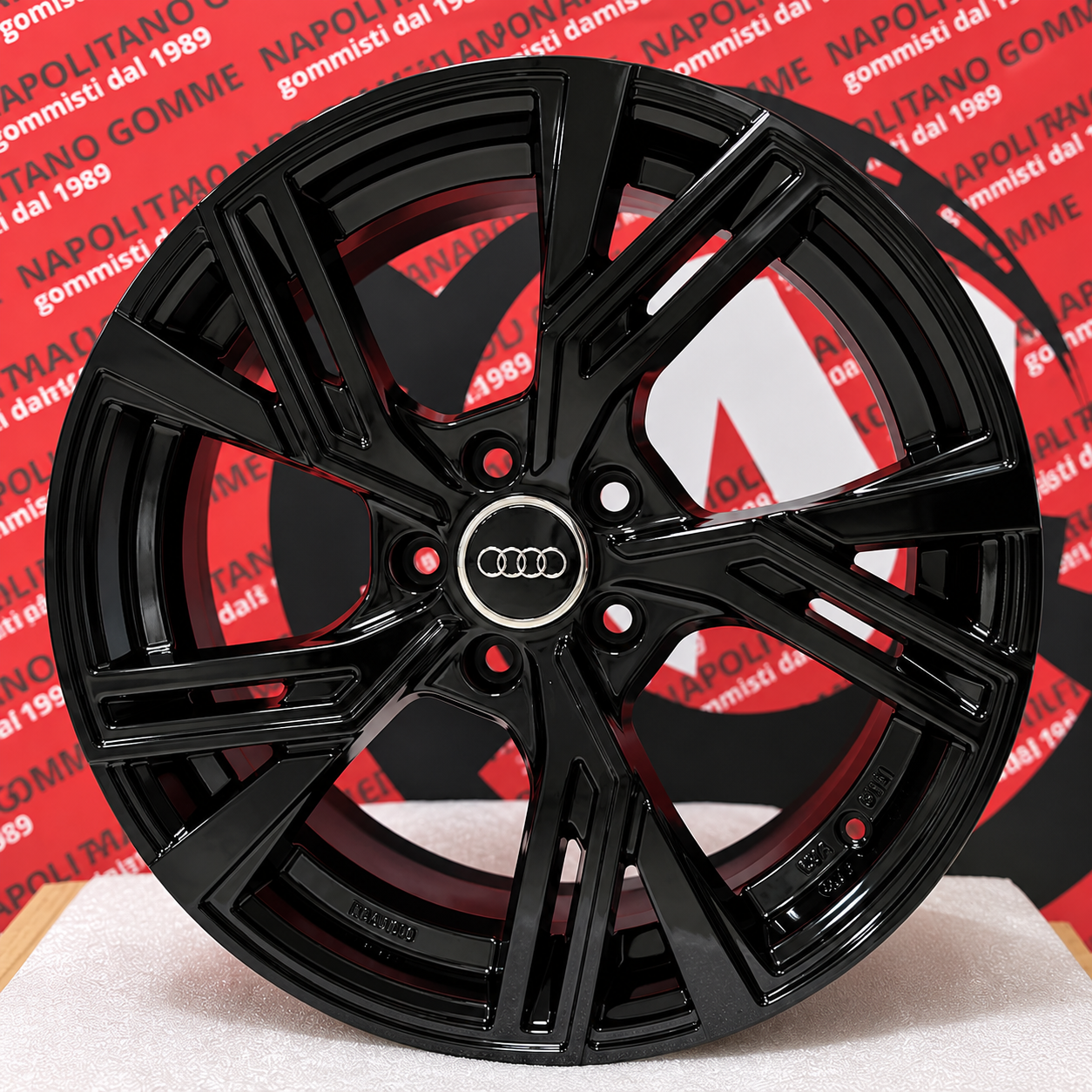 Cerchi in lega compatibili per audi a3 da 17 pollici nero lucido modello rs6 total black