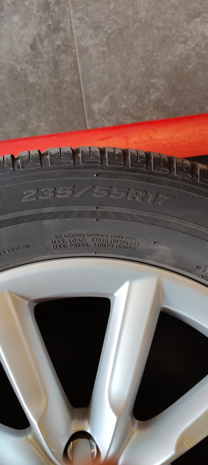 Cerchi e pneumatici Audi Q3 17 pollici usati invernali - immagine 4
